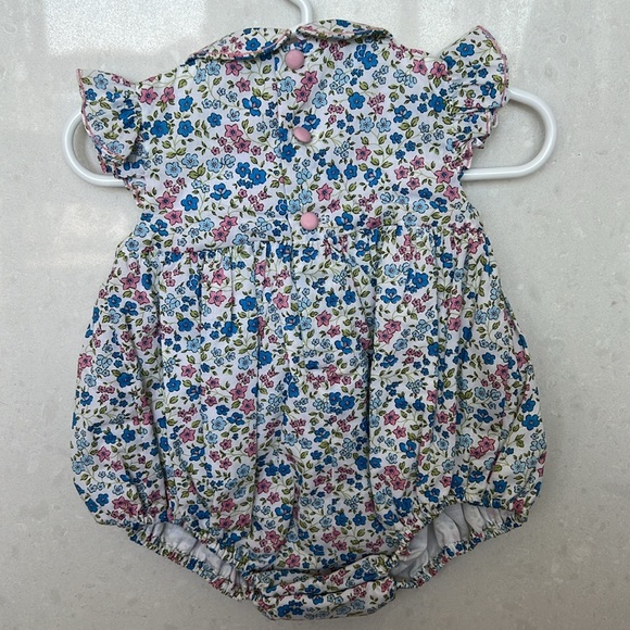Sleeveless flower print bubble. - Picture 4 of 5